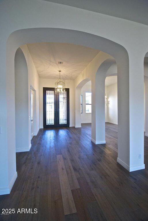 Building Photo - 2836 E Carob Dr