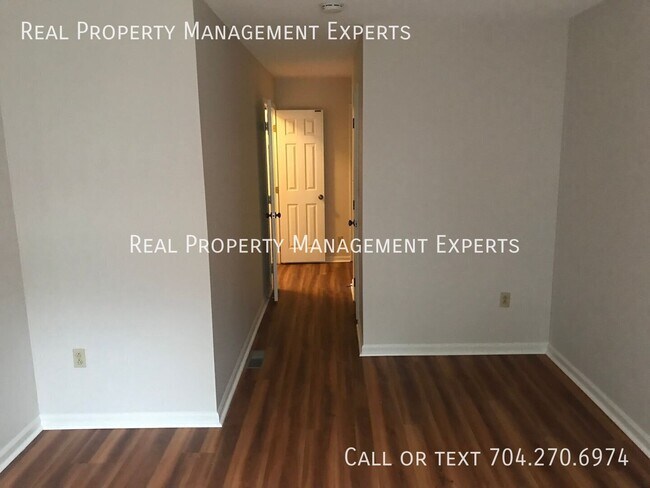 Building Photo - 7332 Winery Ln