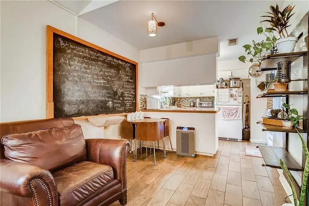 Kitchen - 8007 Brockman St