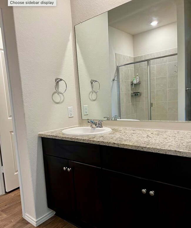 Building Photo - Gorgeous 4 Bedroom New Build in St. Hedwig!