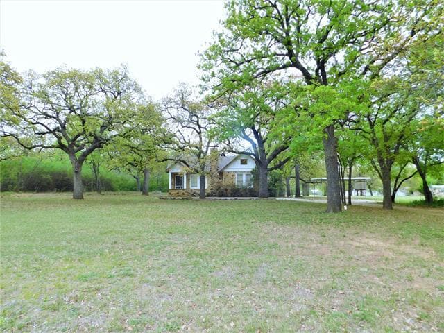 Building Photo - 2001 James St