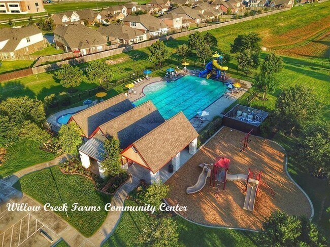 Building Photo - 10103 Sweet Willow Ln