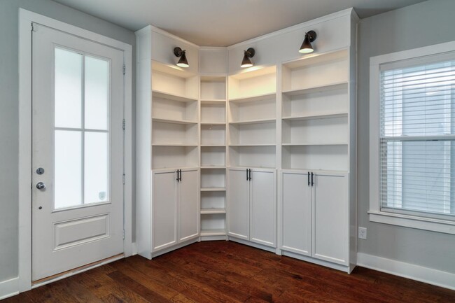 Built-in bookcases for added storage - 742 Cottage Park Dr