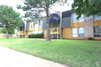 Building Photo - Apts In The Park