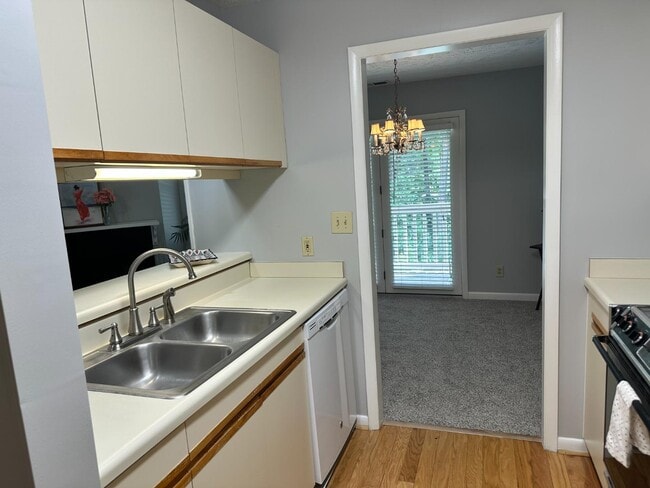 Building Photo - 663 Barton&#x27;s Landing - Barton&#x27;s ...