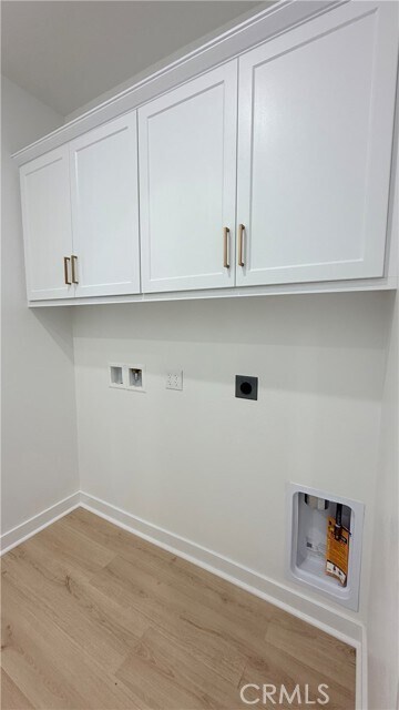 Building Photo - 18343 Matilija Wy