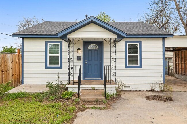 Building Photo - 4012 S Hudson Ave
