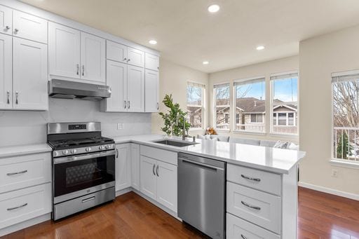 Building Photo - Move-in ready! Large four bedroom home!