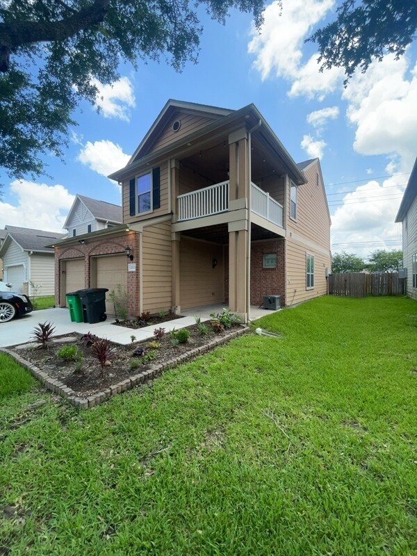 Building Photo - 2823 Feather Green Trail