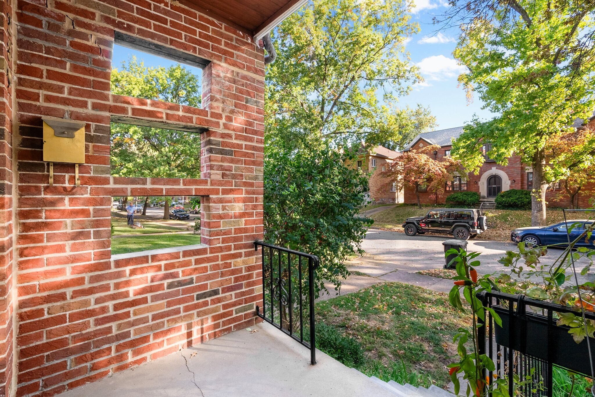 Building Photo - 7239 Dartmouth Ave