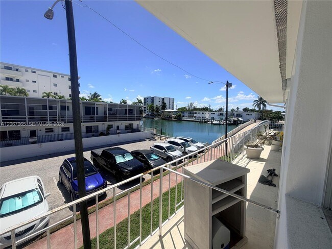 Building Photo - 8080 Tatum Waterway Dr
