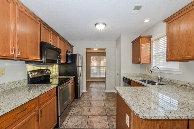 Building Photo - 1401 Carlton Ridge Dr