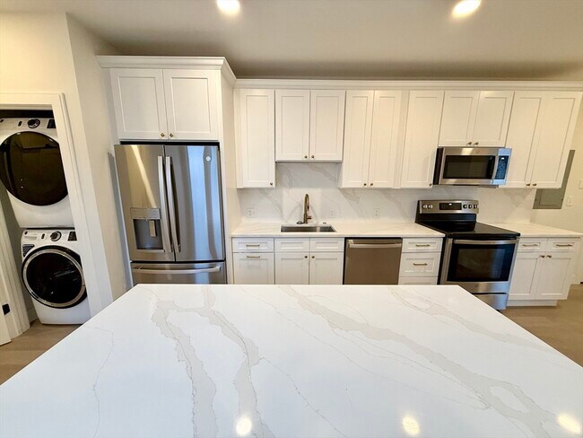 Building Photo - 120 Emerson St