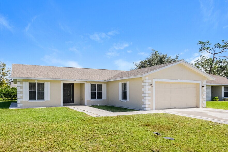 Building Photo - 501 Maricopa Dr