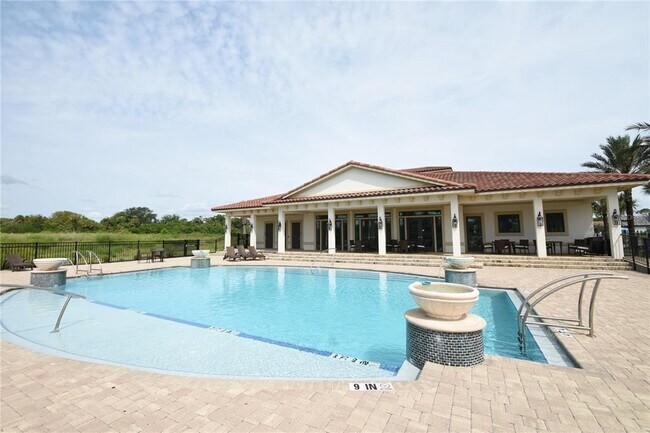 Building Photo - 114 Del Palma Dr