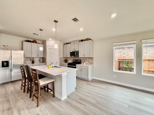 Building Photo - 6415 Brazos Trl Dr