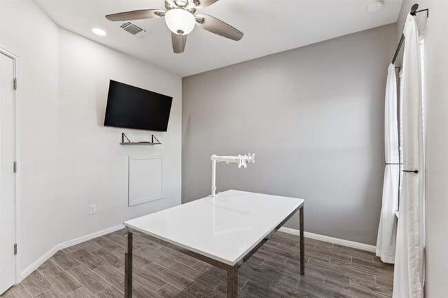 Building Photo - 7808 Glover Dr