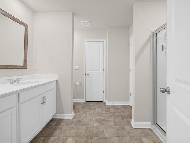 Building Photo - Modern living meets Convenience- Townhome in Greer, SC! *Waived Application Fee* With approved ap...