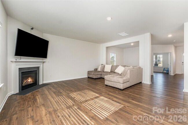 Building Photo - 10759 Adair Wds Dr