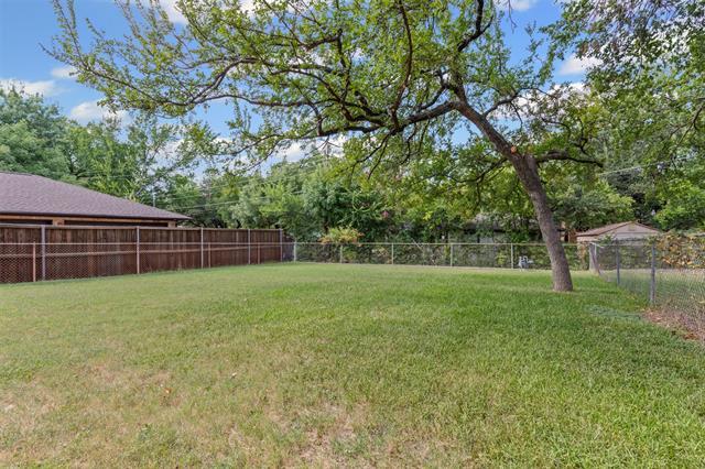 Building Photo - 945 Sam Dealey Dr