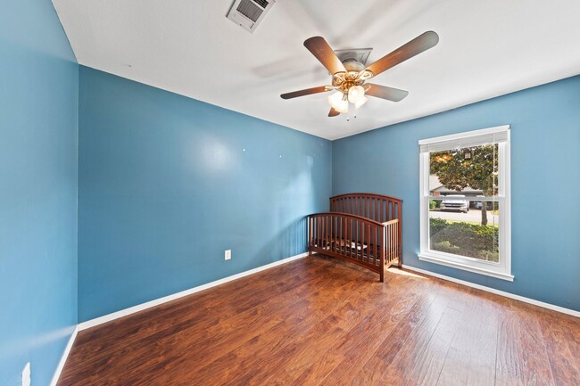 Building Photo - 4 bedroom in Bluewater Bay!