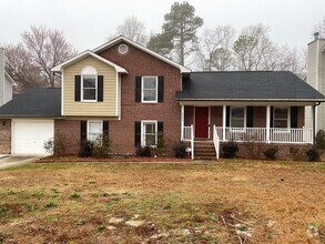 Building Photo - Updated 4 Bedroom / 3 Bathroom with In-Law...