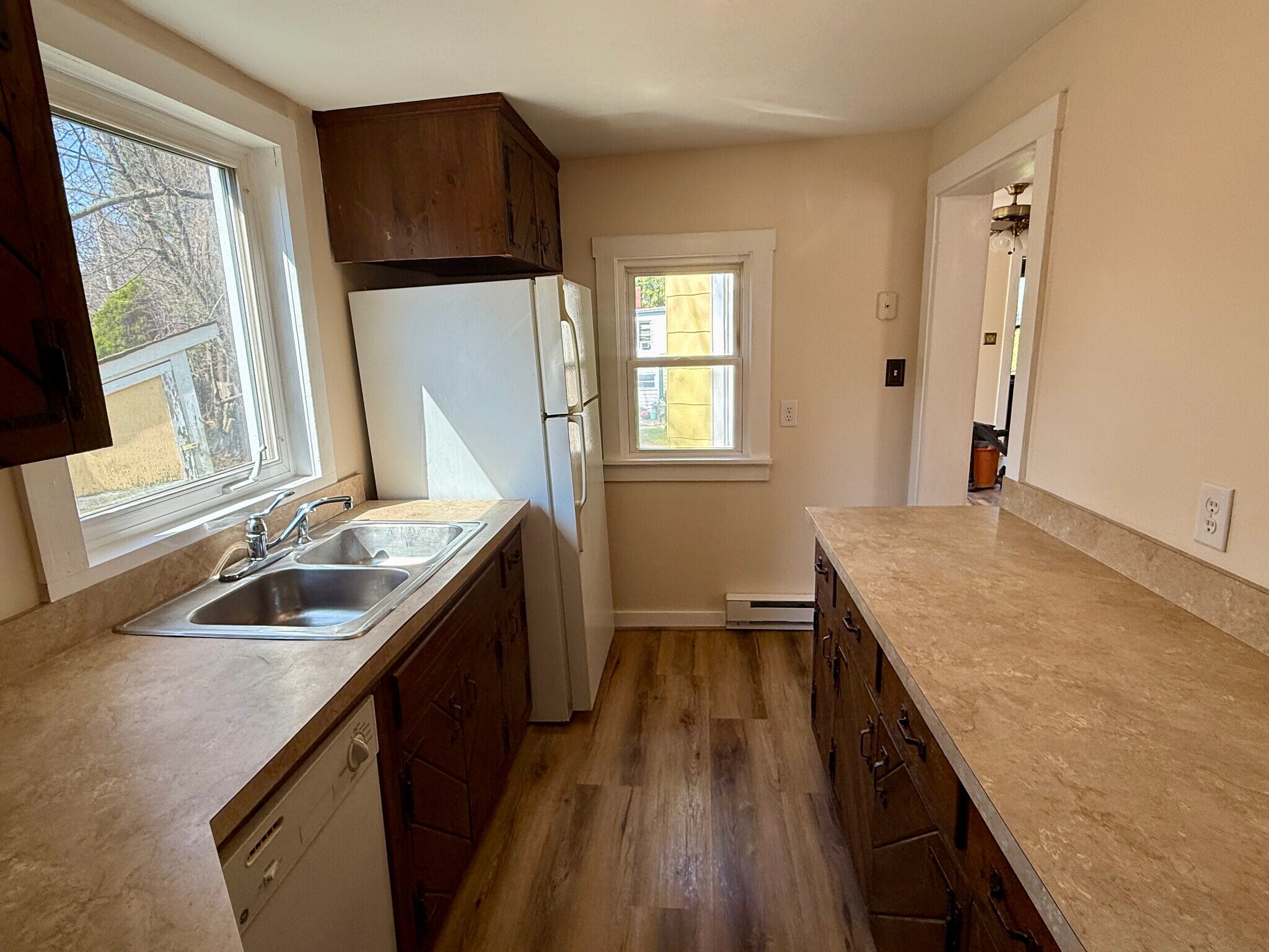 Building Photo - 57 Main St