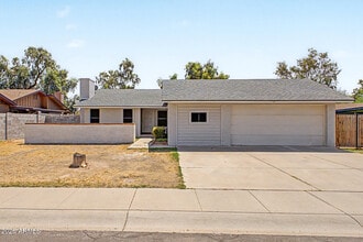 Building Photo - 5527 W Cortez St