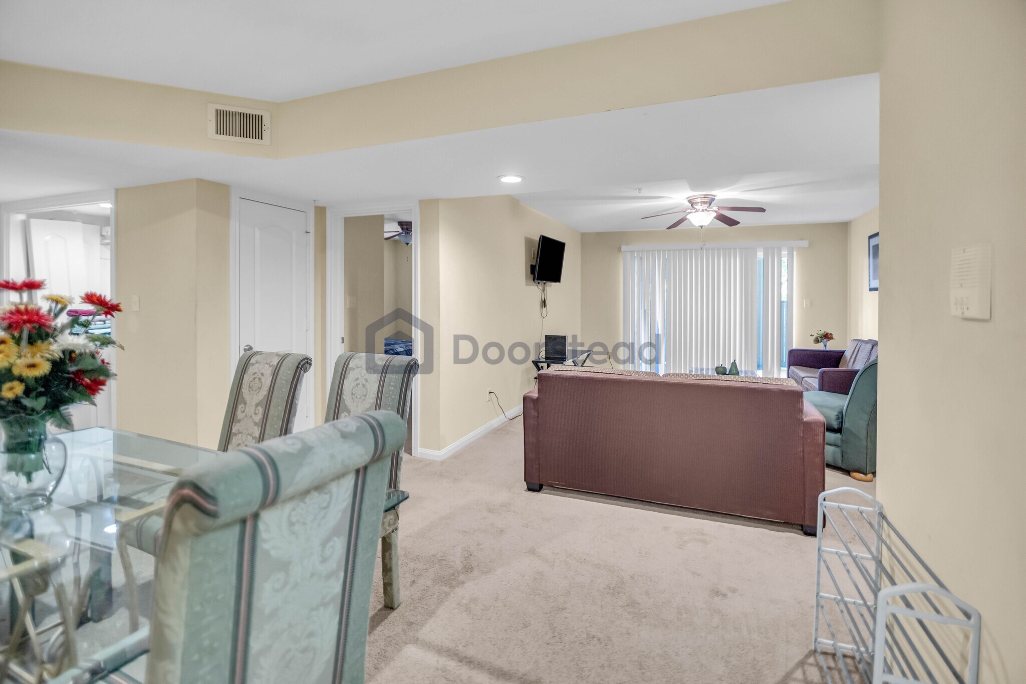 Building Photo - 8415 Hearth Dr