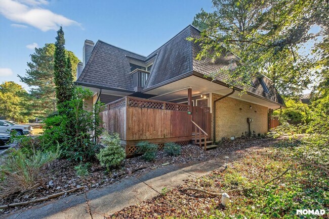 Building Photo - 120 Finley Forest Dr