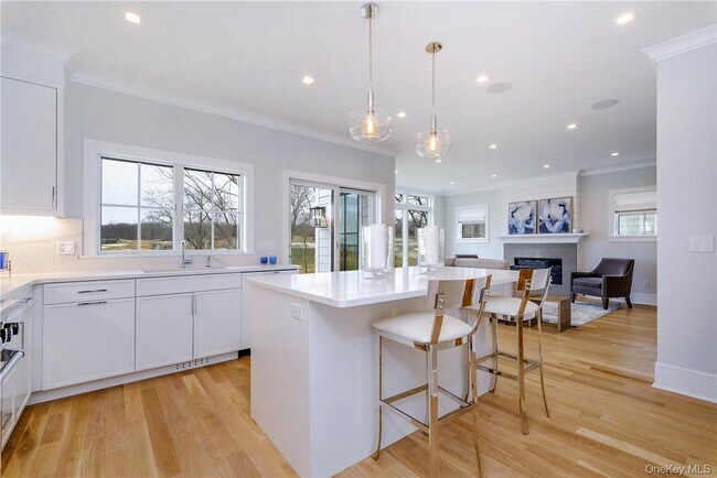 Building Photo - 184 Soundview Ave