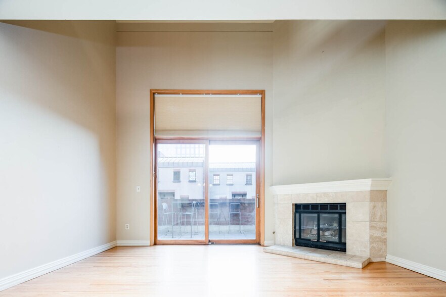 Building Photo - 1512 Larimer St