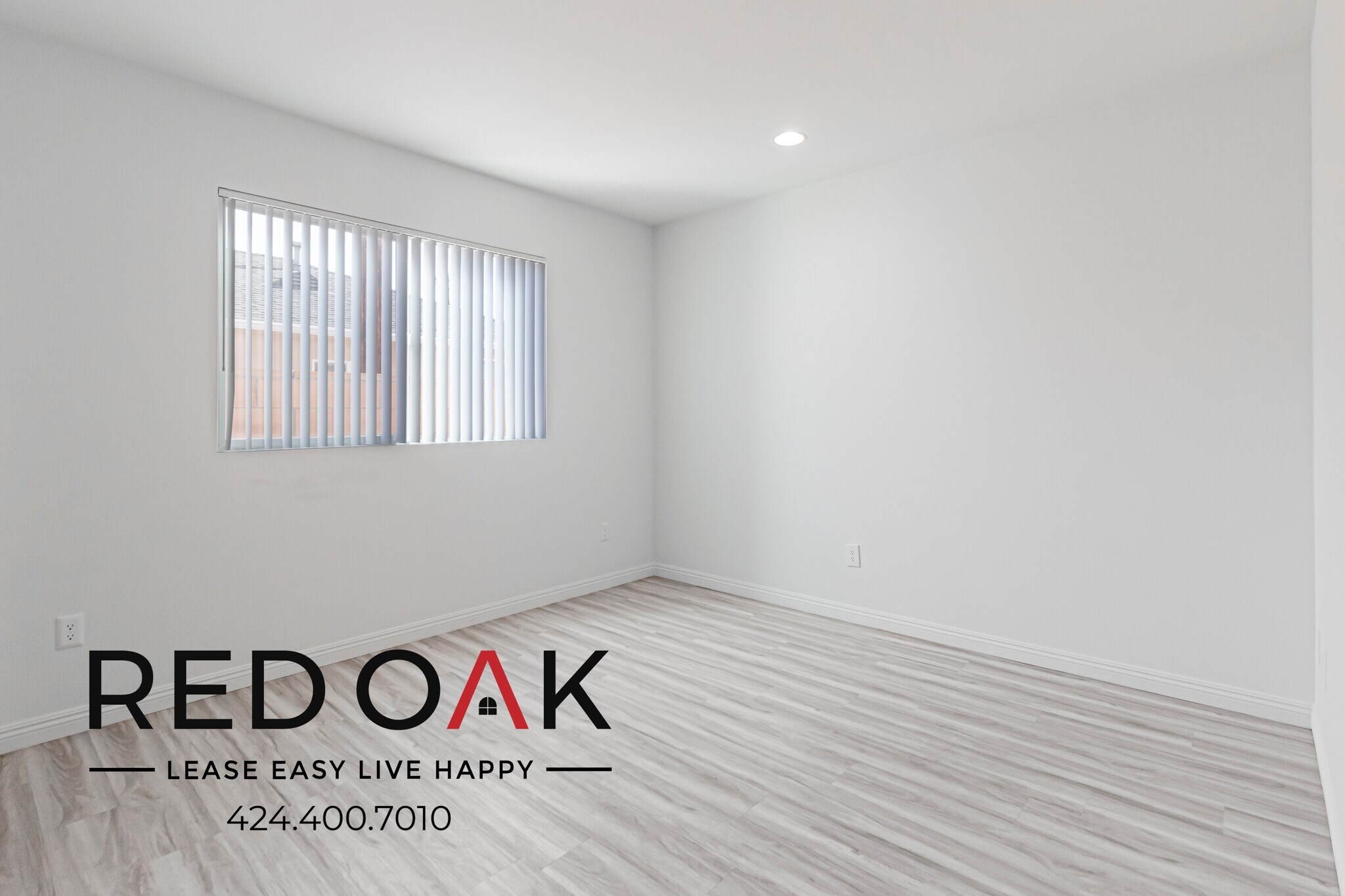 Building Photo - 6829 Simpson Ave