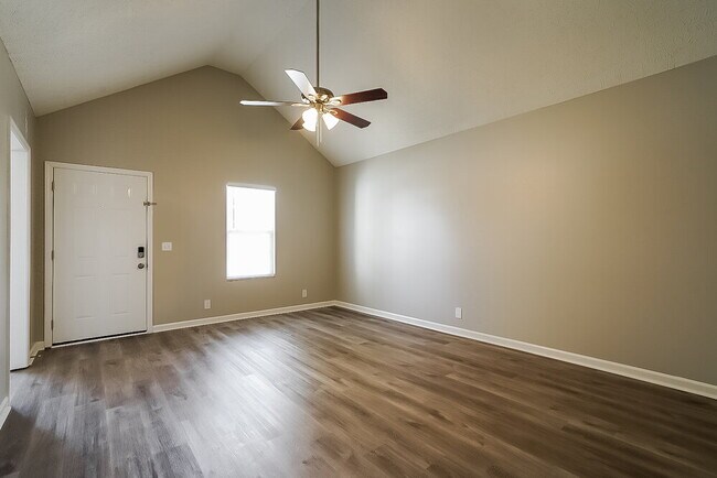 Building Photo - 4837 Nina Marie Ave