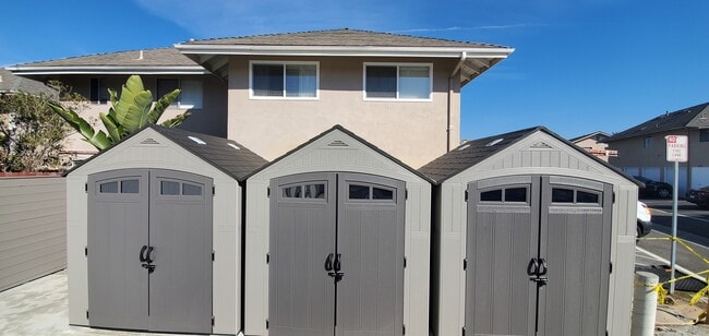 Building Photo - 33602 Street of the Blue Lantern