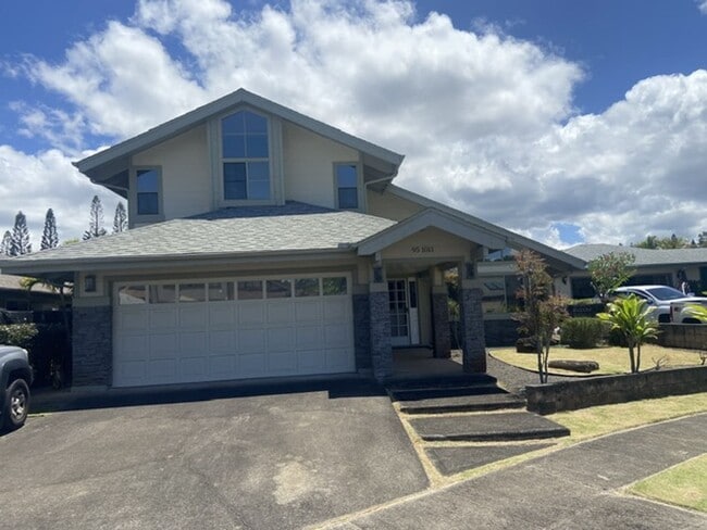 Building Photo - Mililani Mauka Executive home. 4 bedroom 2.5 bath home