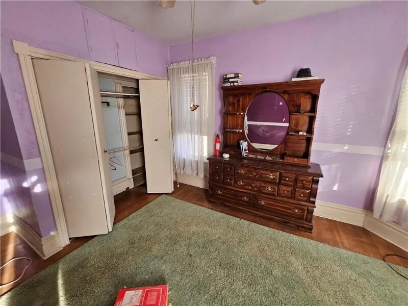 Building Photo - 19 Eagle St