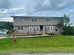 Building Photo - Roberts