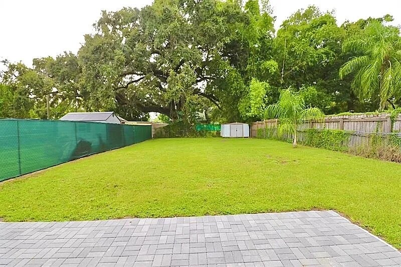 Building Photo - 2720 S Sunrise Ct