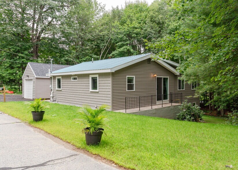 Building Photo - 26 Aquila Rd