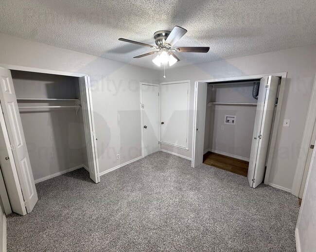 Building Photo - AVAILABLE NOW!!! Comfortable 4 br, 1.5 ba house for rent in Balch Springs