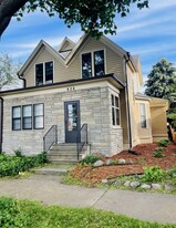 Building Photo - 936 Aurora Ave