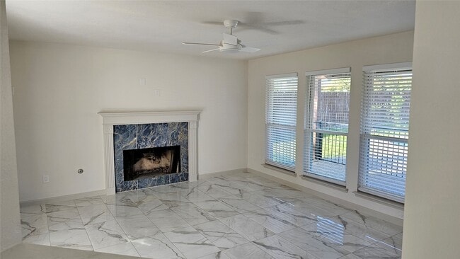 Building Photo - 23510 Stratsborough Dr
