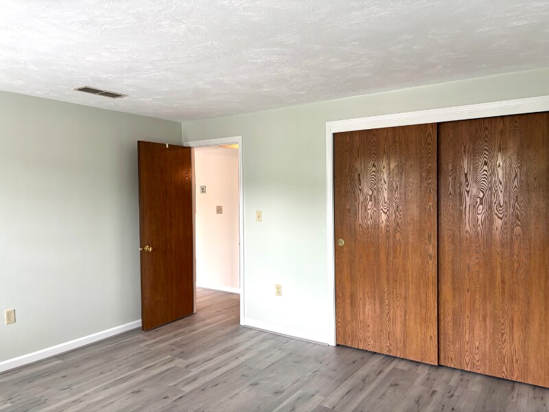 Building Photo - 364 Neponset St