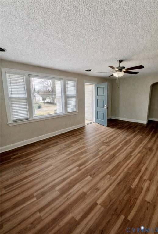 Building Photo - 2313 Greenway Ave