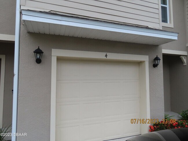 Building Photo - 4 BELLA LAGO Cir