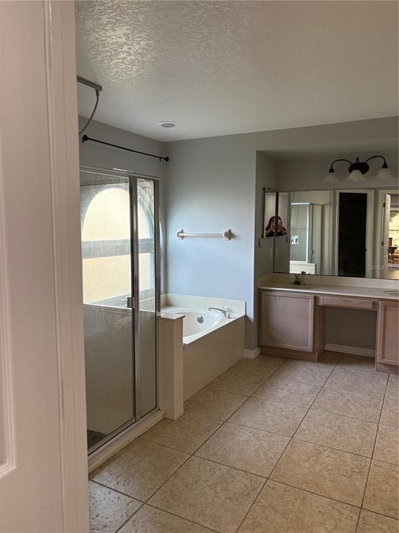 Building Photo - 12212 Holly Jane Ct