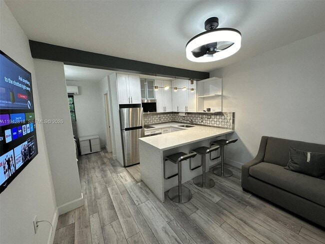 Building Photo - 914 Madrid St