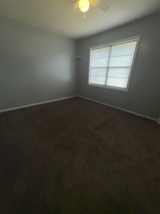Building Photo - 1511 Layard Dr