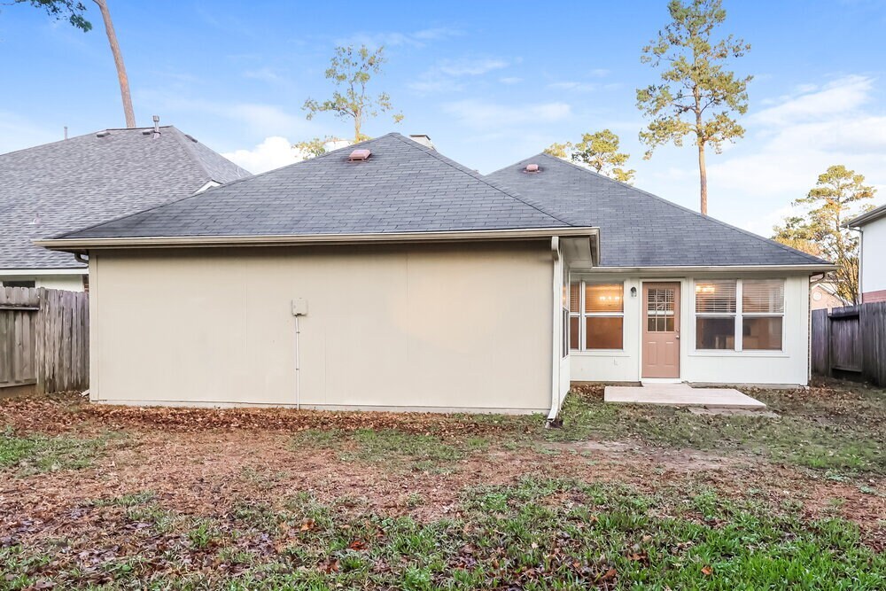 Building Photo - 3219 Candlepine Dr